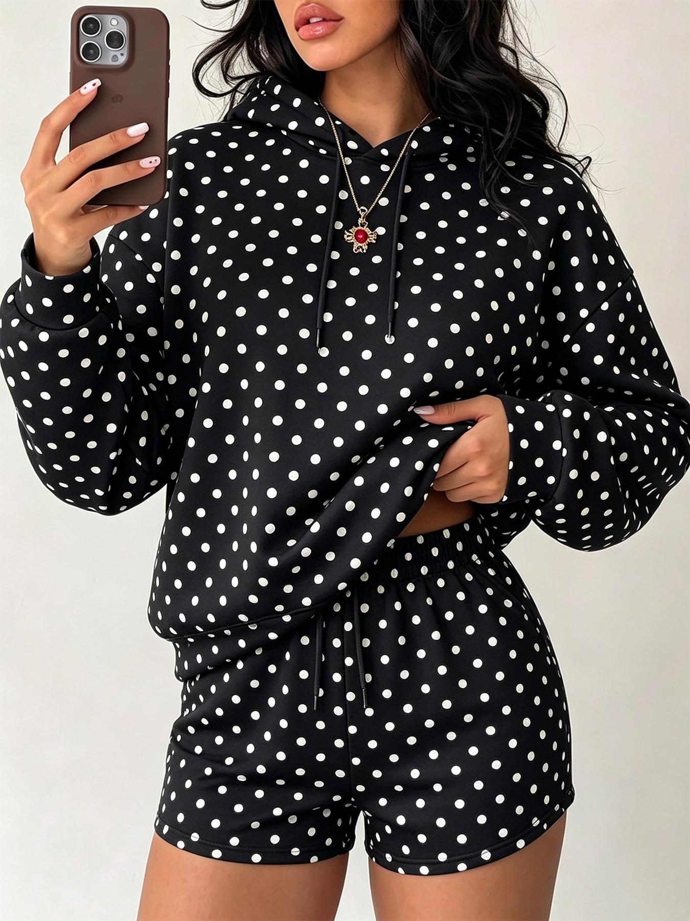 New autumn women's polka dot hoodie & shorts two-piece set, loose fit with drawstring design, casual home style, perfect for staying at home, walking, weekend outings, and travel outfits #PolkaDotStyle #LoungewearSet #CasualOOTD #HoodieSet