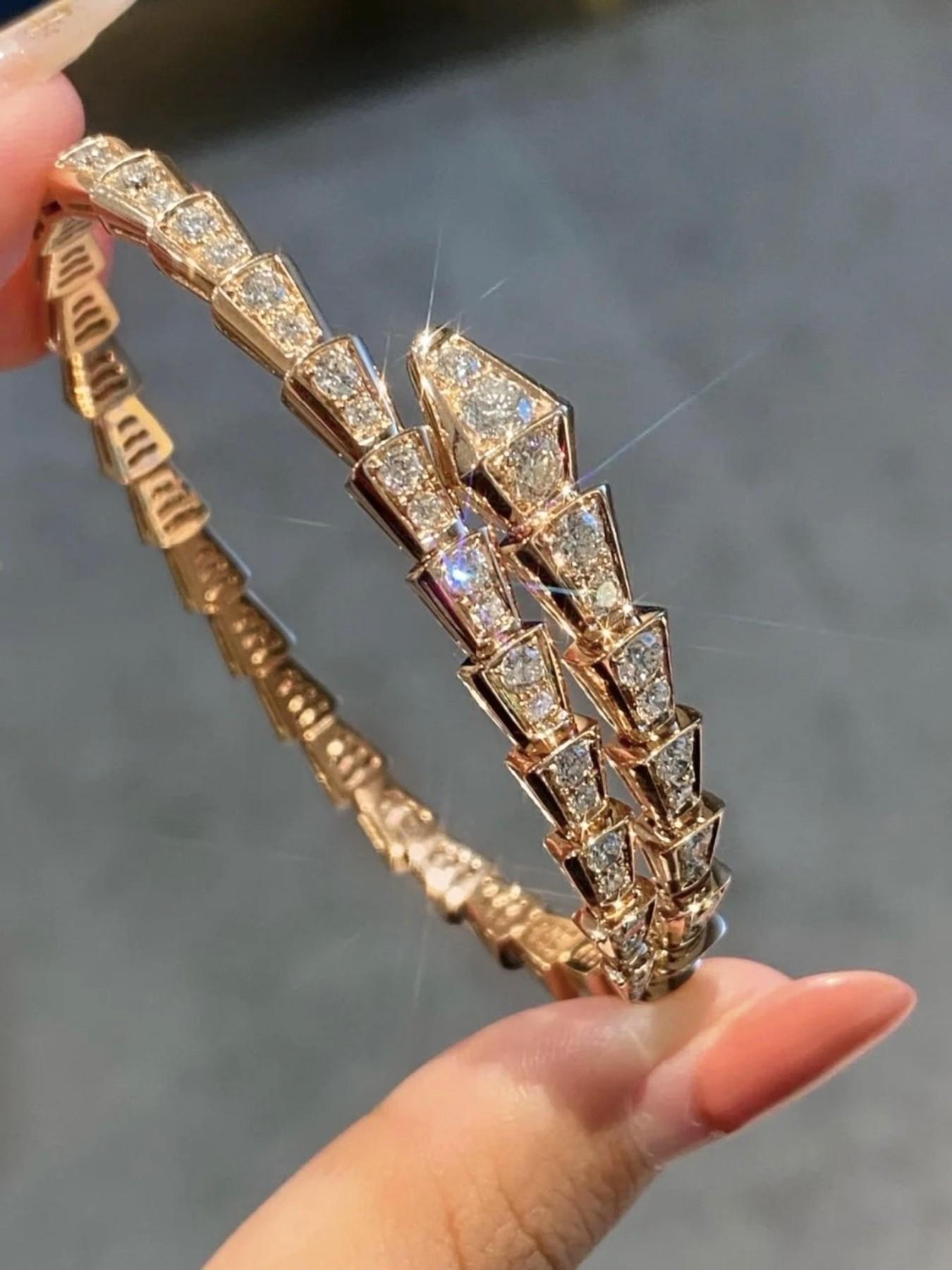 Elegant Snake-Shaped Rhinestone Bracelet for Women, High-End Luxury Round Simple Design, Fashionable Statement Jewelry