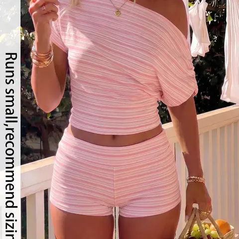 Women's Stripe Asymmetrical Short Sleeve Top and High Waist Slim Fit Shorts Set, Versatile Wrinkle Resistant Casual Outfit, Sweet & Spicy American Style, Summer Vacation Wear for Home & Hangout Clothes