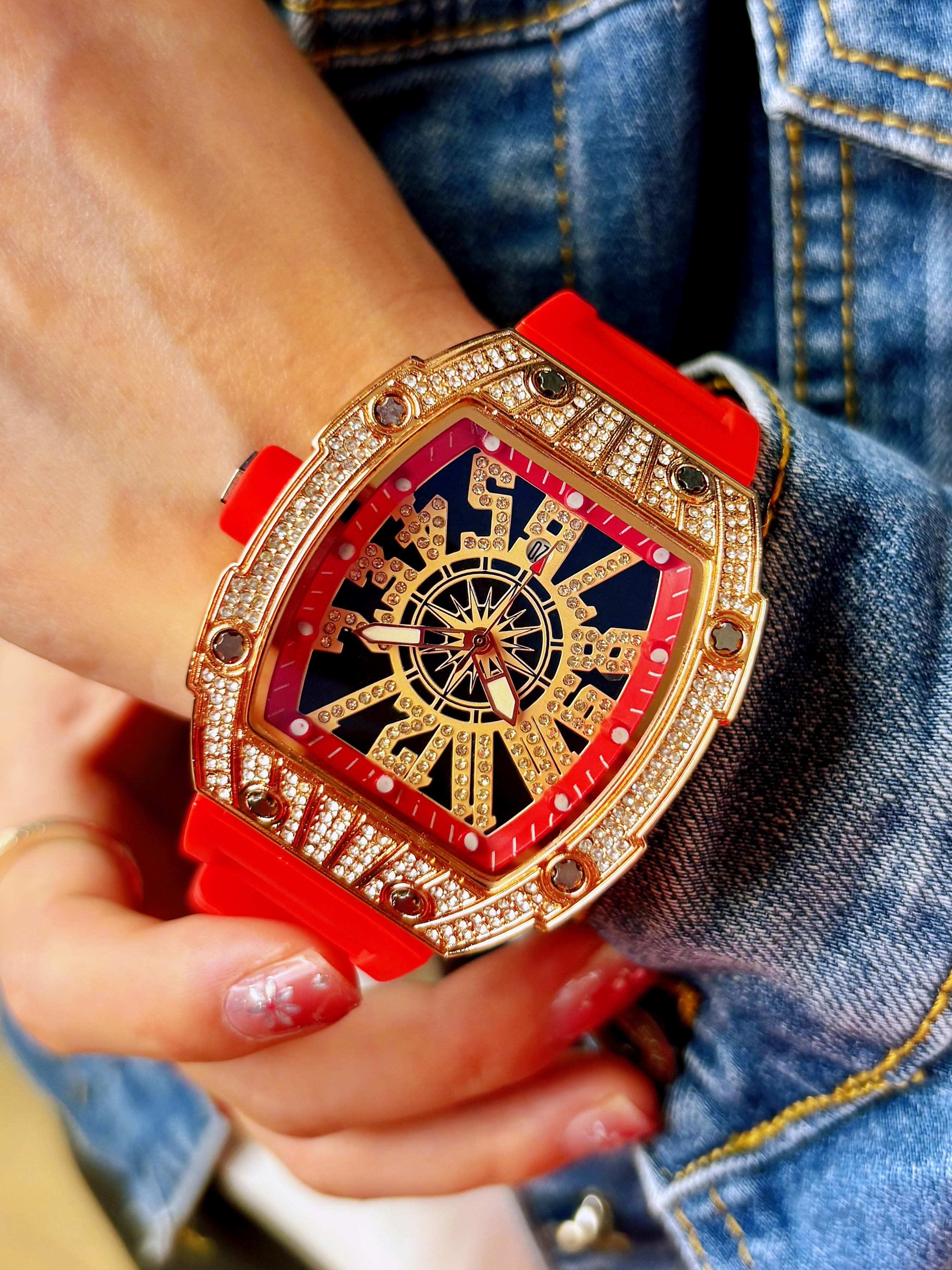 Men's Oversized Watch Colorblock Design, Compass Large Dial, Hip Hop Street Style, Sporty Full Diamond Barrel Shape Men's Wristwatch, Casual Watch