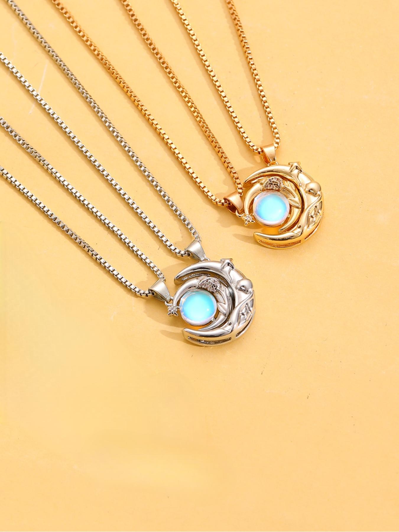 Gold Moon Pendant Necklace for Women, Dainty Moonstone Crescent Moon Choker, Elegant Celestial Jewelry for Daily Wear, Perfect Birthday Anniversary Gift for Her