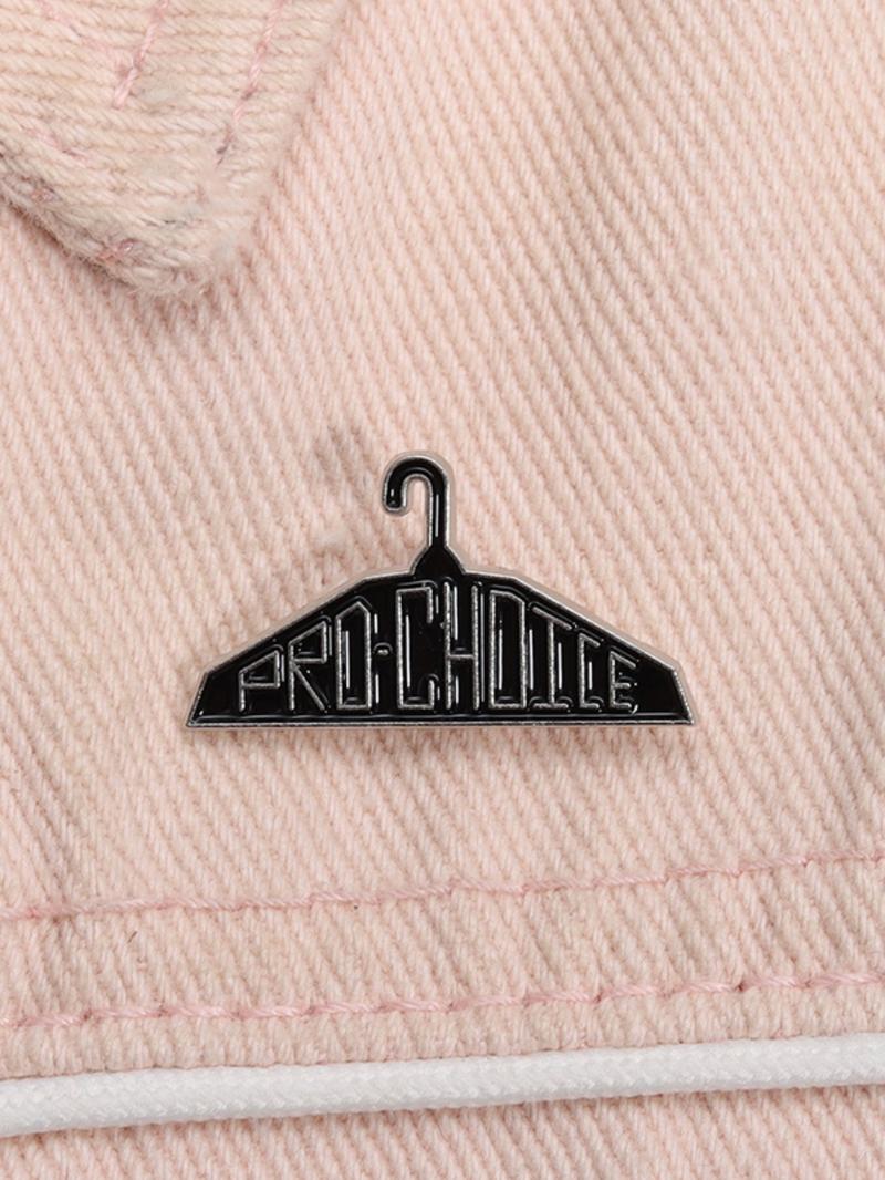 Cartoon Clothes Hanger Design Brooch Clip, Fashion Alloy Badge for Daily Clothing Decor, Trendy All-match & Exquisite Brooch for Birthday Gift