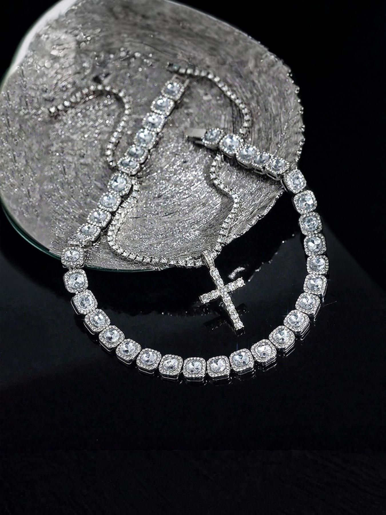 Fashionable and simple cross pendant with square diamond Cuban chain set, moissanite European and American hip-hop style necklace pendant, gold and silver chain necklace, ice diamond tennis festival necklace jewelry set
