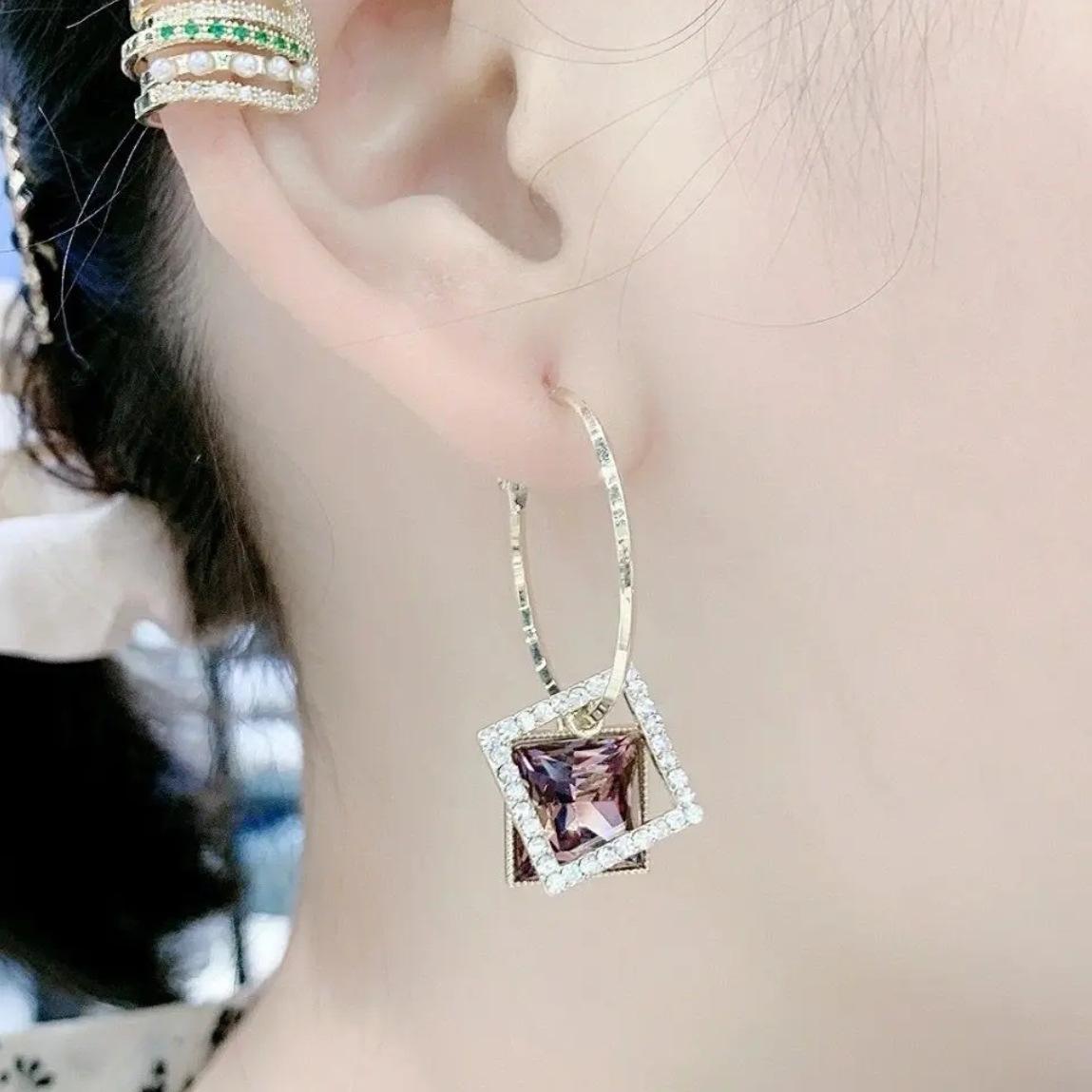 Square Hoop Earrings for Women, Modern Elegant Jewelry with Sparkling Cubic Zirconia and 925 Silver Needle, Female, Adds A Sparkling Allure, Statement Earrings, Unique Earrings