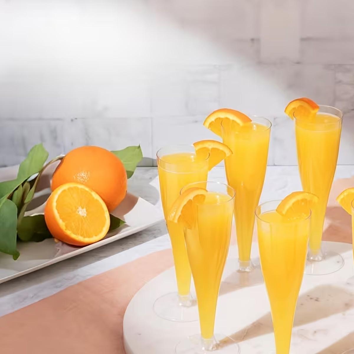 5/20pc transparent golden toasting champagne glass, cocktail glass, Martini glass, ice cream glass, dessert glass, 4.5 ounces. It is very suitable for use in birthday, family gathering, wedding toasting and festival occasions such as Thanksgiving, Christm