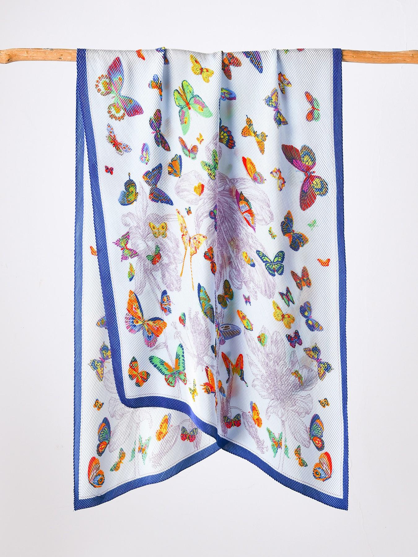 Elegant Butterfly Print Scarf, Fitted All-Season Wrap, Versatile for Commute & Vacation, Unisex Design, Perfect for Any