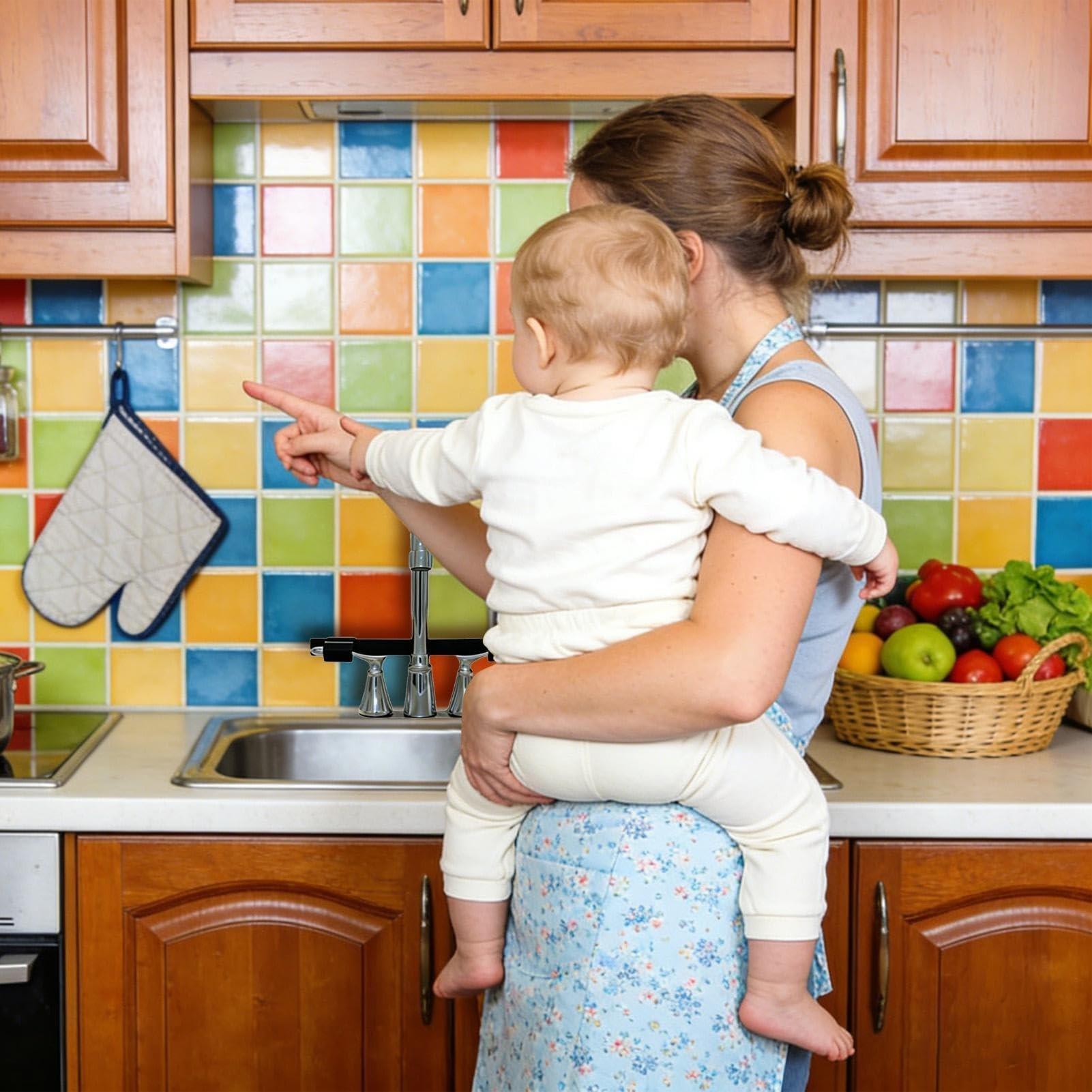 Double Sink Faucet Handle Lock, Anti Slip Universal with Central Pipe Fixation, Pet Proof Sink Faucet Guard, Prevents Accidental Water Flow