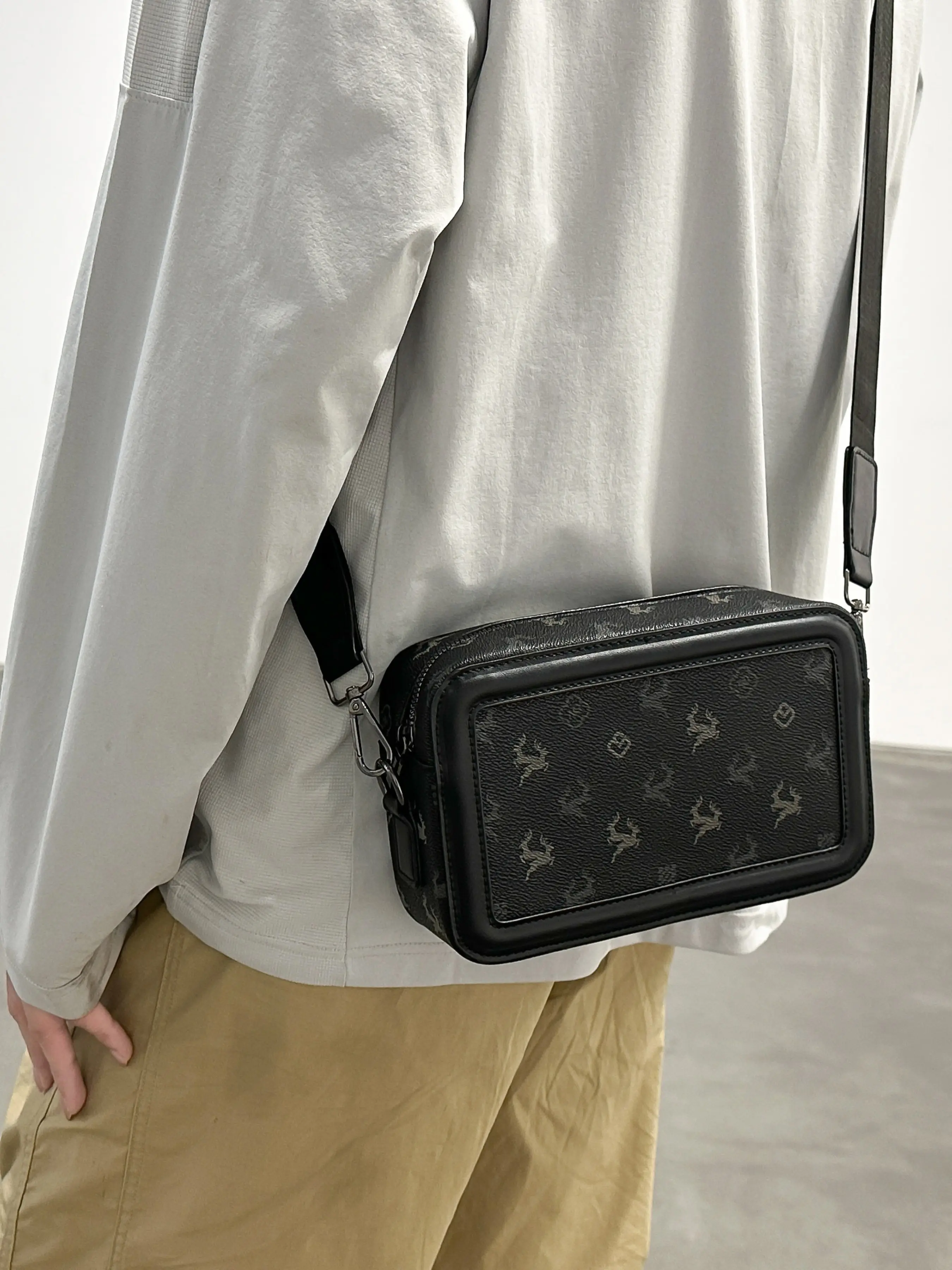 Camera Bag Shoulder Zipper Crossbody Bag, Unisex Commuter Casual Small Square Bag, Lightweight Versatile Messenger Bag, Daily Outing Mini Bag
