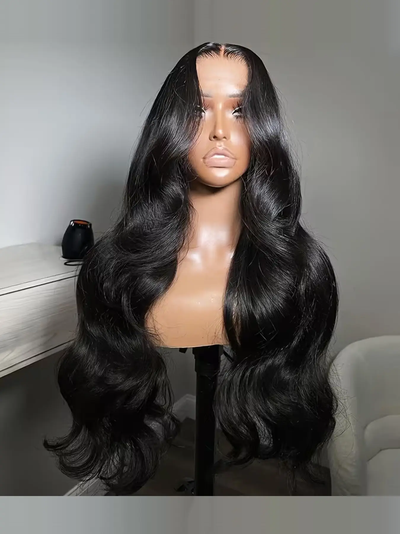 Synthetic 5x5 Closure Lace Wig Natural Black Body Wave Ready‑to‑Go Wig Synthetic Hair Pre‑Cut Pre‑plucked with Natural Hairline 200% Density Glueless Wig for Women Daily Wear Wavy Wigs