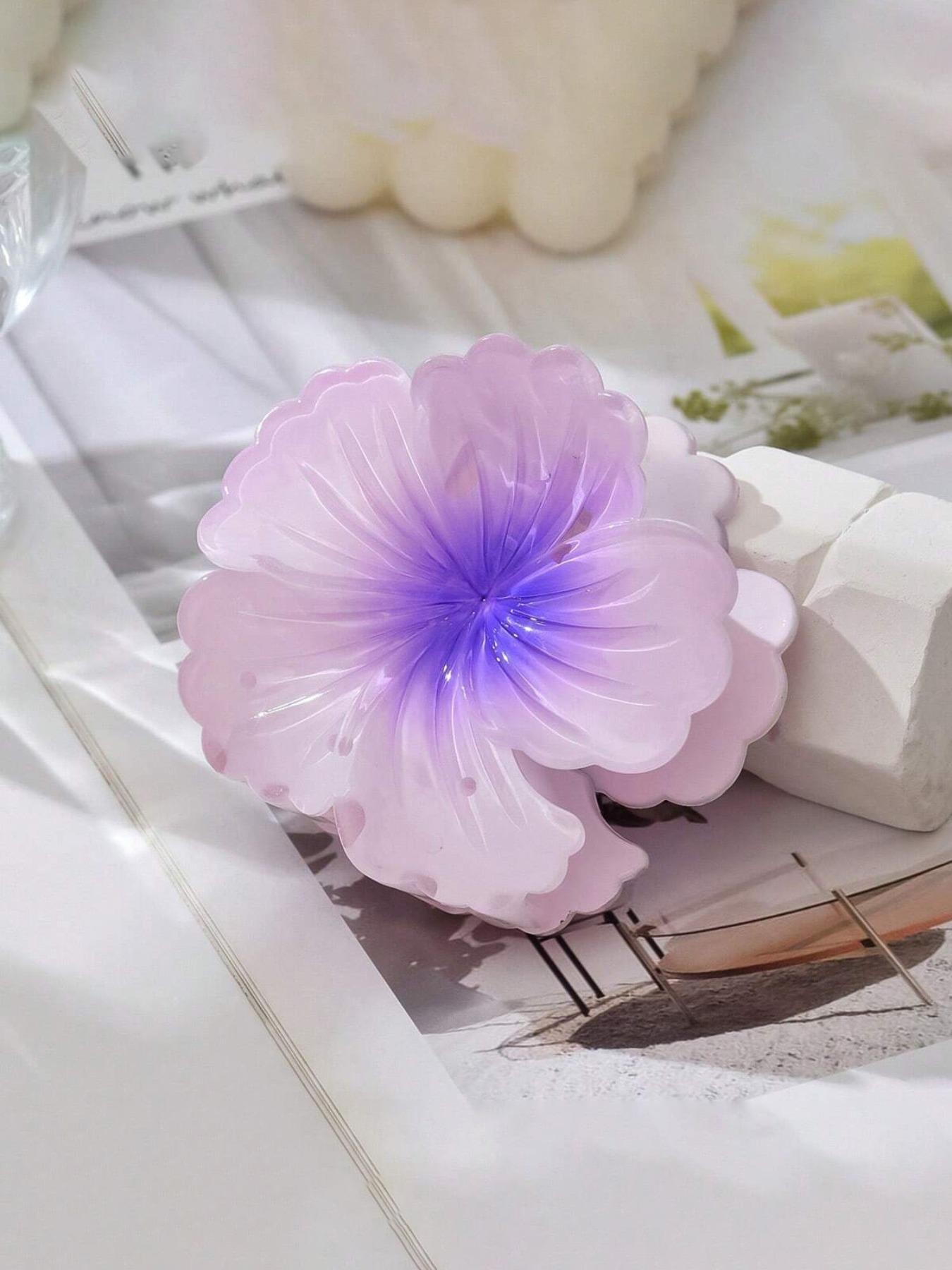 Blossom Design Hair Clips Set, & Blue Block, Layered Petal Texture, Secure Tooth Clip, Elegant All-Season Accessory