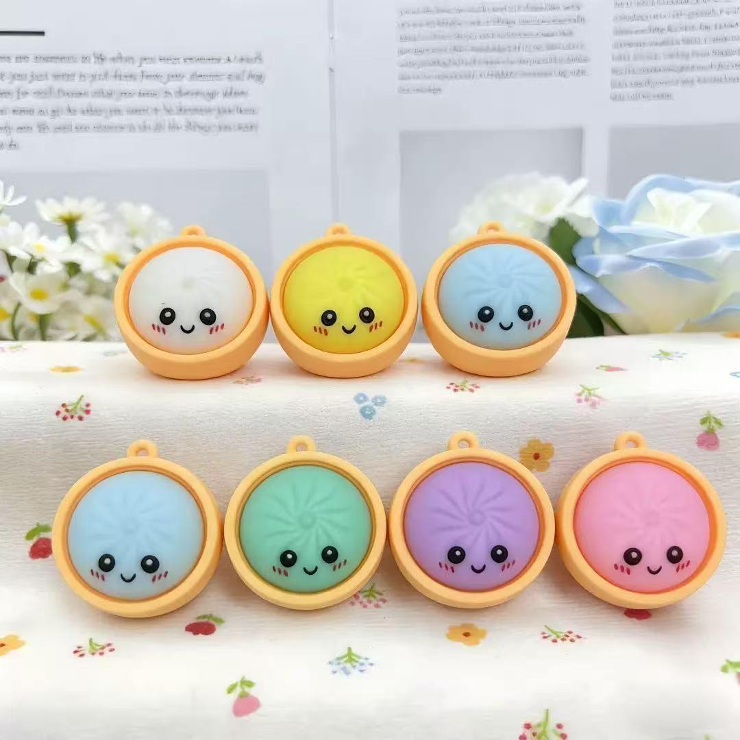 24pcs Glowing Cute Dumpling Press Keychain, PVC Food Shape Pendant, Durable Stress Relief Toy, Ideal for Daily Use, Parties, Gifts, Keychain Kawaii