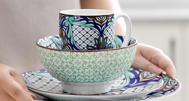 vancasso Jasmin 16-Piece Hand-Painted Arabic Style Dinnerware Set | Colorful Porcelain Plates, Bowls, and Mugs for 4 Tableware vancasso Jasmin 16-Piece Hand-Painted Arabic Style Dinnerware Set | Colorful Porcelain Plates, Bowls, and Mugs for 4 Tableware