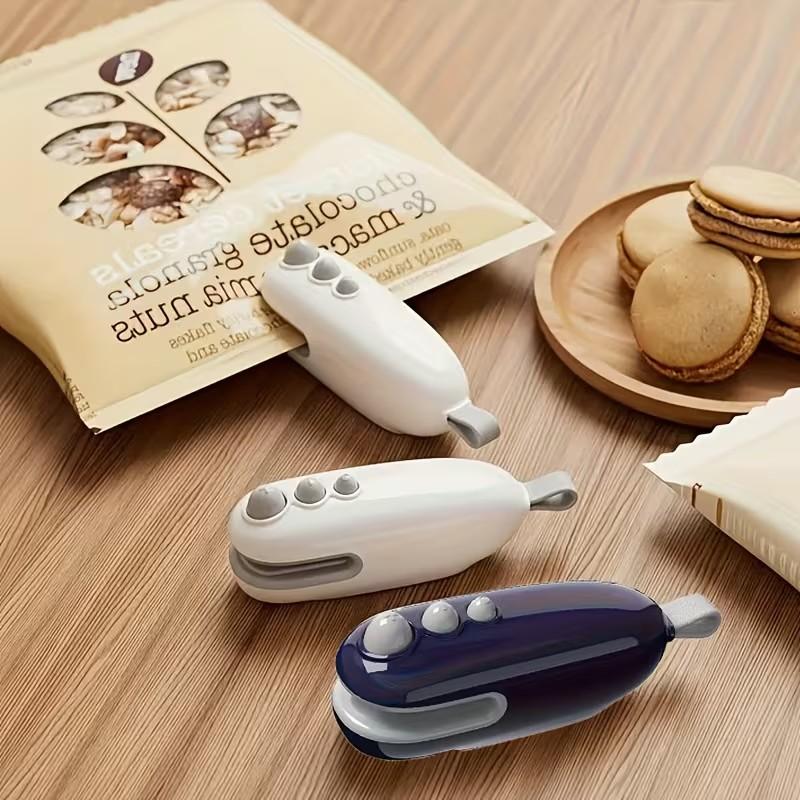 1PCS Mini Bag Sealer Rechargeable Handheld Magnetic Heat Sealer 2 In 1 With Cutter Food Freshness Snack Sealing Portable Home Kitchen Sealing Tool