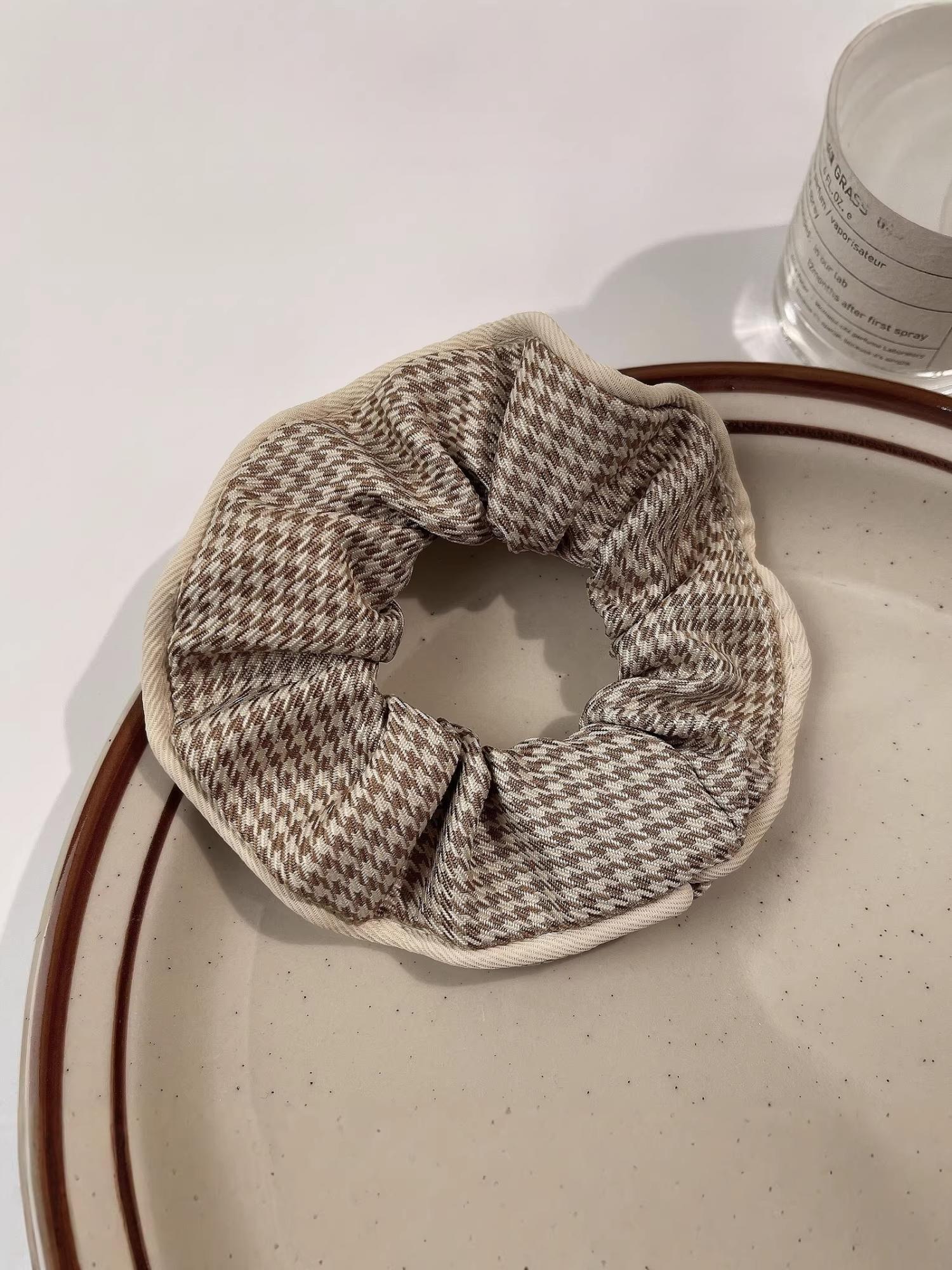 2-Pack High-End Plaid Hair Ties, Elegant and Versatile, Perfect for All Seasons, Korean Style, Enhance Your Hairstyles