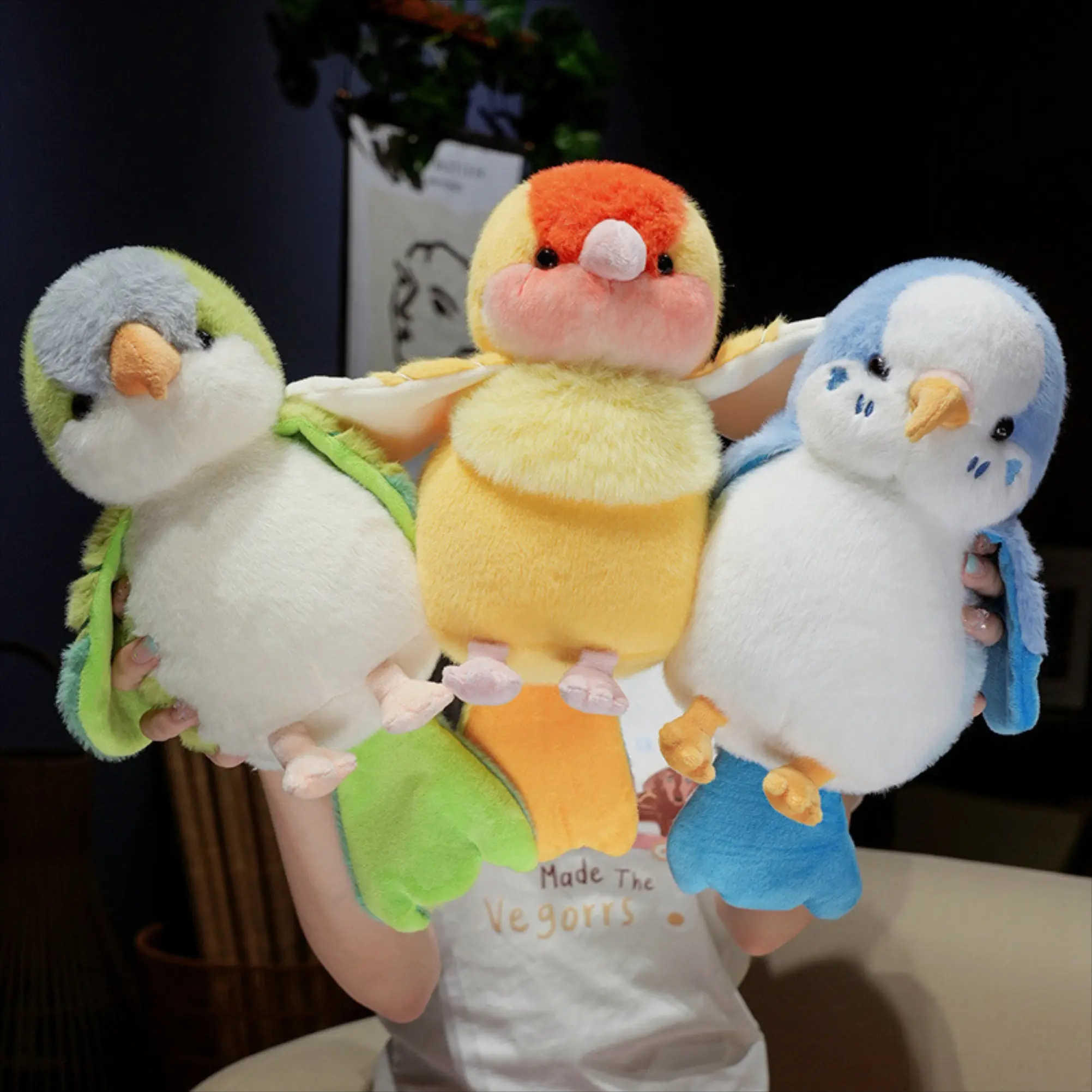 Cute Parrot Plush Hand Puppet, Cartoon Bird Stuffed Animal Toy, Soft Interactive Puppet for Pretend Play, Storytelling, Imaginative Activities and Gift Giving