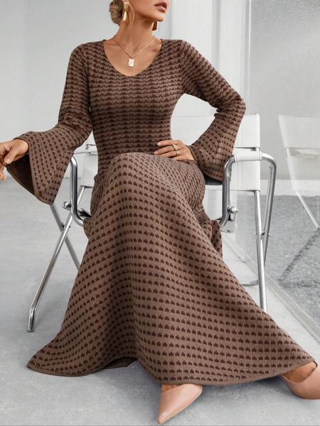 Women's Knit Elegant Commuter Dress, Fall & Winter Striped Round Neck Flare Sleeve Long Skirt, Loose Fit Sweater Dress (pattern Random)