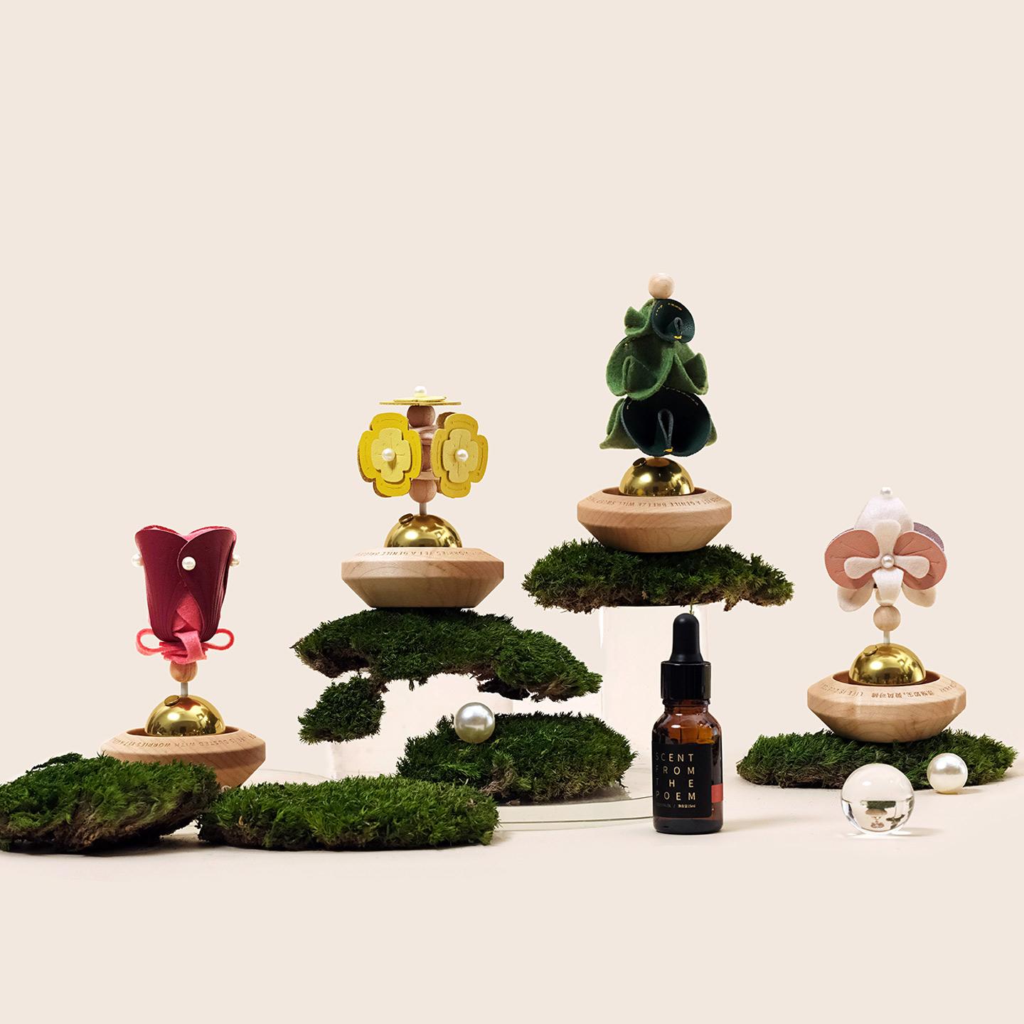 Aesthetic Spinning Car Air Freshener & Desk Decor, Wooden Floral Essential Oil Diffuser, Kinetic Aromatherapy Ornament for Auto Home Office, Cute Car Accessories & Zen Room Decor Gift & love gift gift for him/her