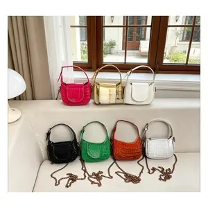 Eagle-head bag for women, high-end trendy shoulder chain bag, niche stylish exquisite women's bag, coin purse, makeup bag, holiday gift