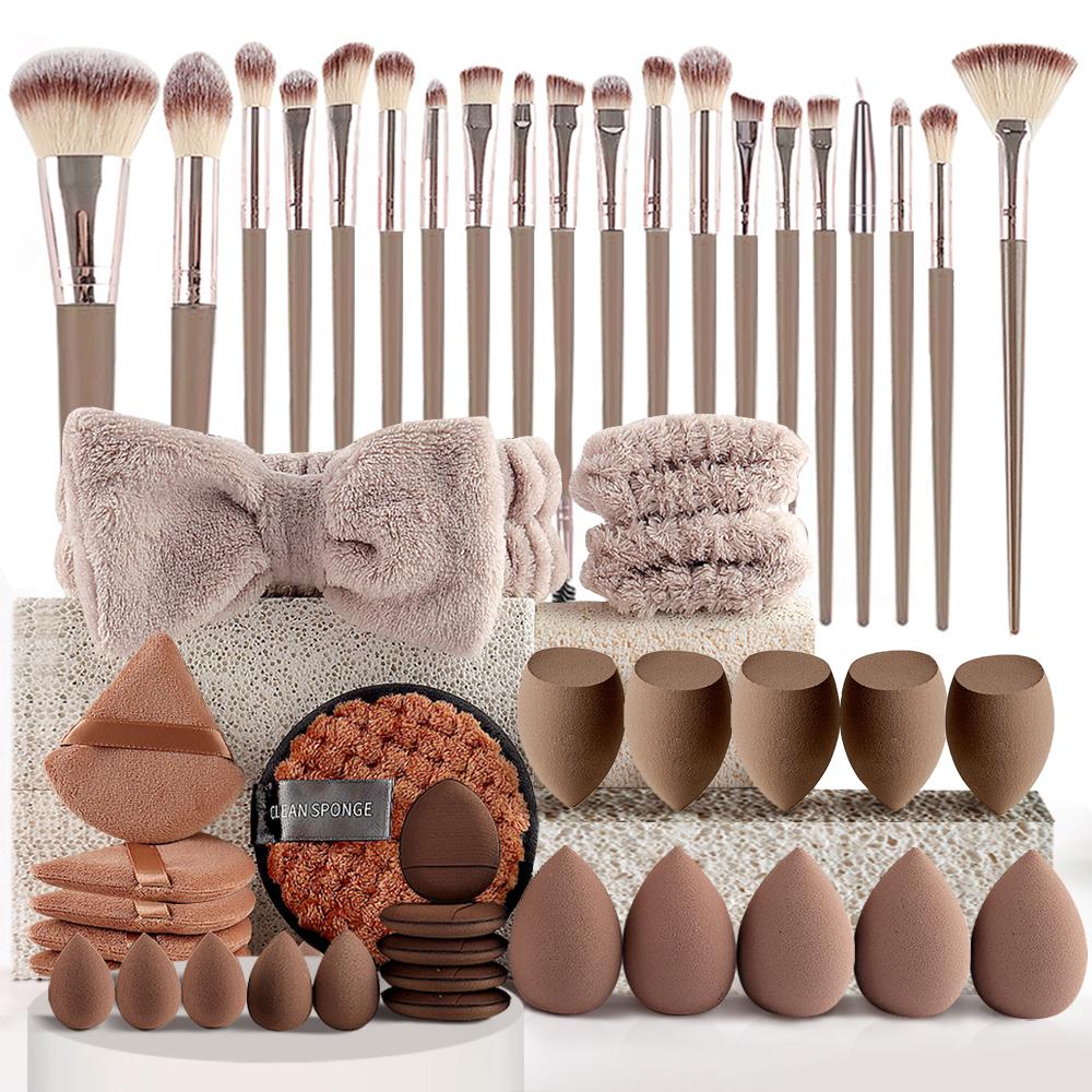 Makeup Brushes 49pcs Makeup Kit, Multi-functional Makeup Tool Set with Makeup Brush Foundation Brush Make up Brushes Set (Champagne) Makeup Brushes 49pcs Makeup Kit, Multi-functional Makeup Tool Set with Makeup Brush Foundation Brush Make up Brushes Set (Champagne)