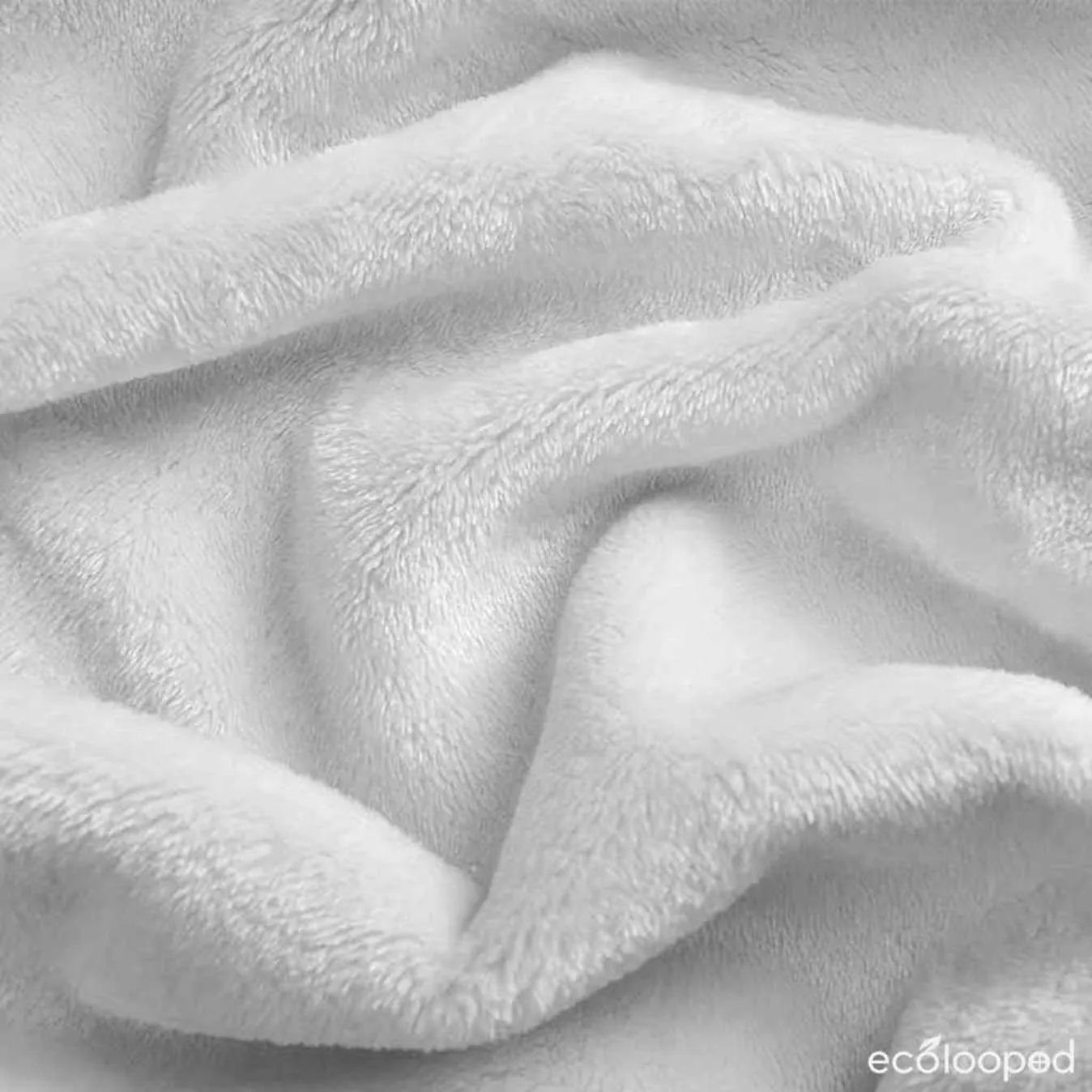 Virgin Mary flannel blanket with USA and Mexico flag floral print  soft warm lightweight  perfect for home decor  church gatherings  holiday celebrations  prayer room  and gifting to loved ones