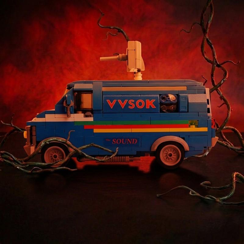 Upside Down World 80s Strange TV Sci-Fi Vehicle Building Blocks Toys Car Retro Van Mystery Town Bricks Model Set Gifts for Adult Kids