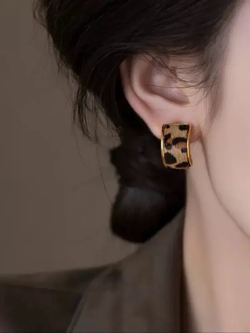 Women's Leopard Print Statement Hoop Shape Earrings, Ear Hoops, Elegant Geometric Design, Perfect for Daily Wear & Parties, All-Season Accessory, Trendy Jewelry