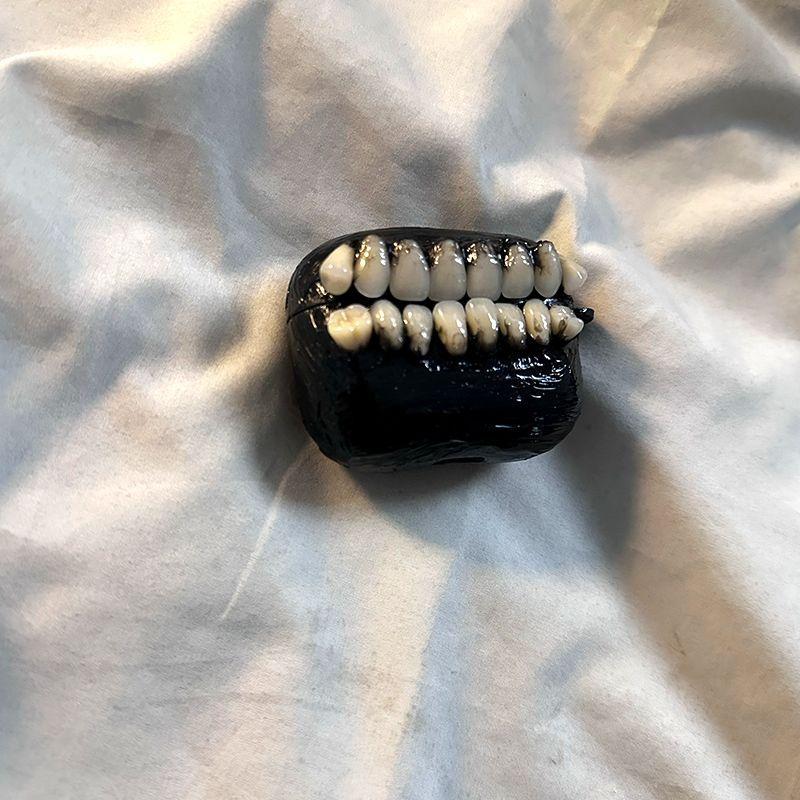 Horror Big Teeth Earphone Case, Bite-Resistant Protective Cover for 3rd & 4th Gen Headphones Pro/2/3, Shockproof Stereo Design, Earbuds, Headset