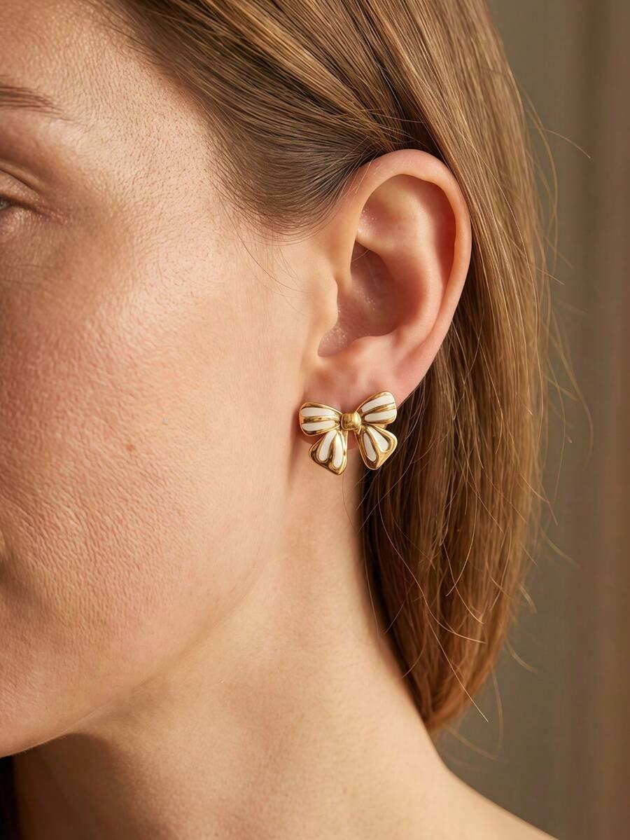 2026 New Arrival Enamel Stud Earrings for Women, White & Gold Starfish Flower Bow Statement Earrings, Cute Beach Jewelry Gifts for Girls