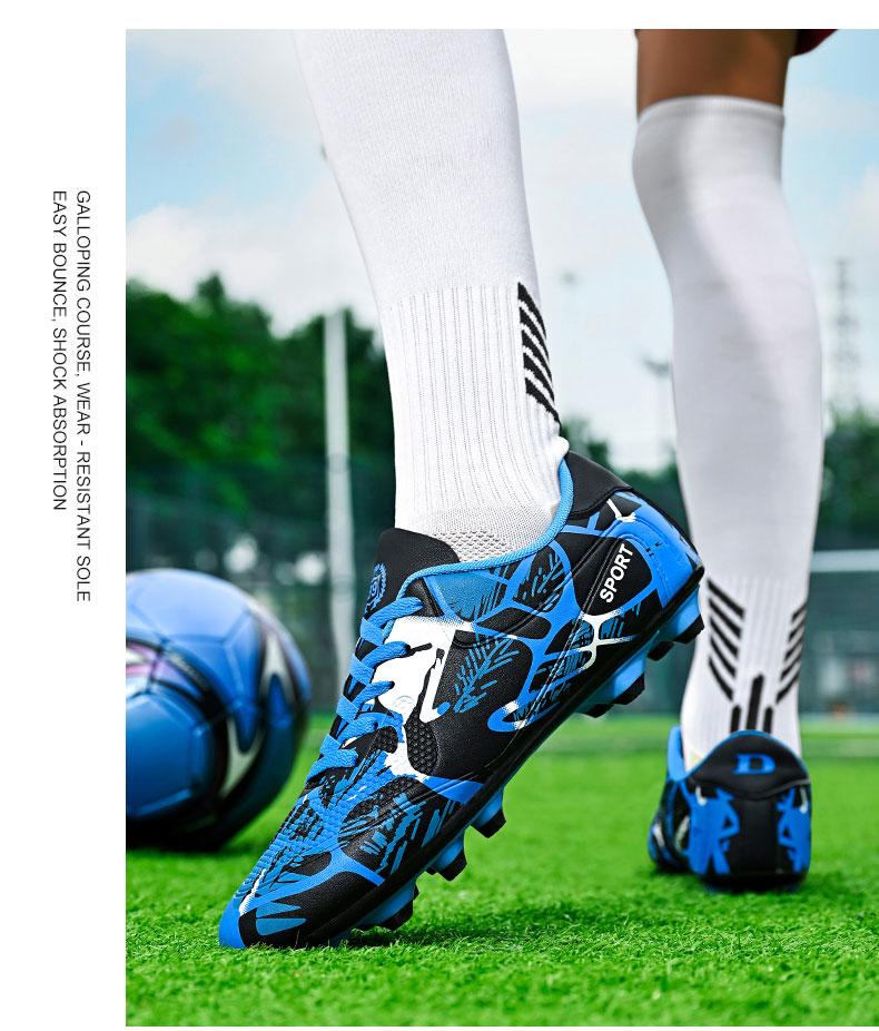 1 Pair Unisex Soccer Training Shoes Flexible Movement Quick Response Anti-Slip Wear-Resistant Comfort Insole 3 Color Options