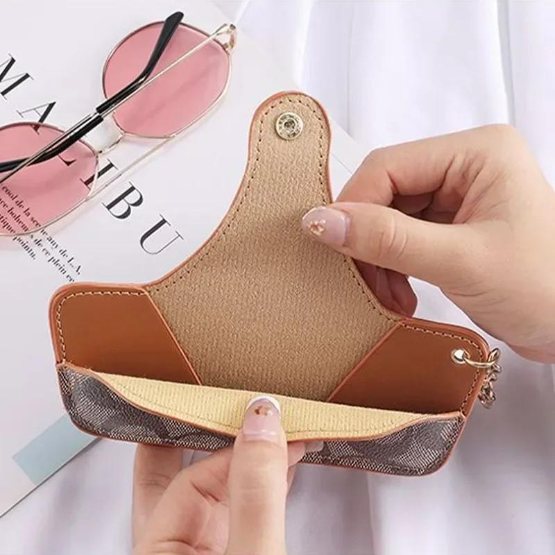 Portable Eyeglass Case with Keychain, Protective Storage Bag for Reading Glasses and Sunglasses, Essential for Daily Use and Travel
