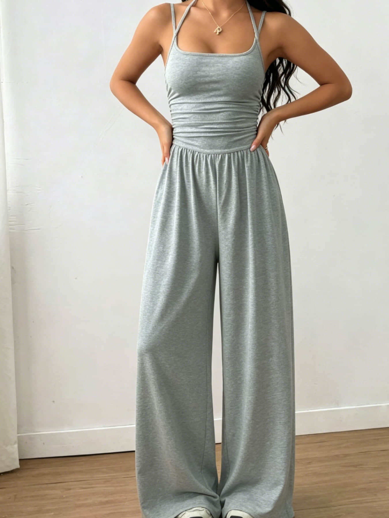 Summer New Fashion Women's Wear Design Double Fine Shoulder Strap One-Piece Wide Leg, Pleated Waist Design, Suitable for Commuting, Daily Wear, Vacation, Home, and Outdoor Adventures