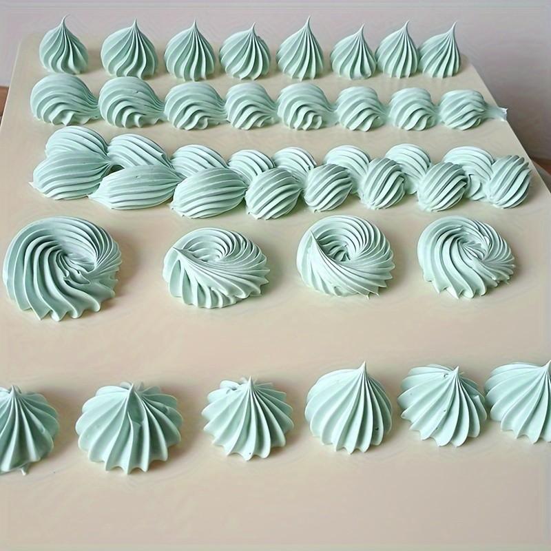 4pcs Large Cake Decorating Piping Tips for Cupcakes and Baking, Stainless Steel Icing Piping Nozzle Cake Decorating Pastry Tips Tool