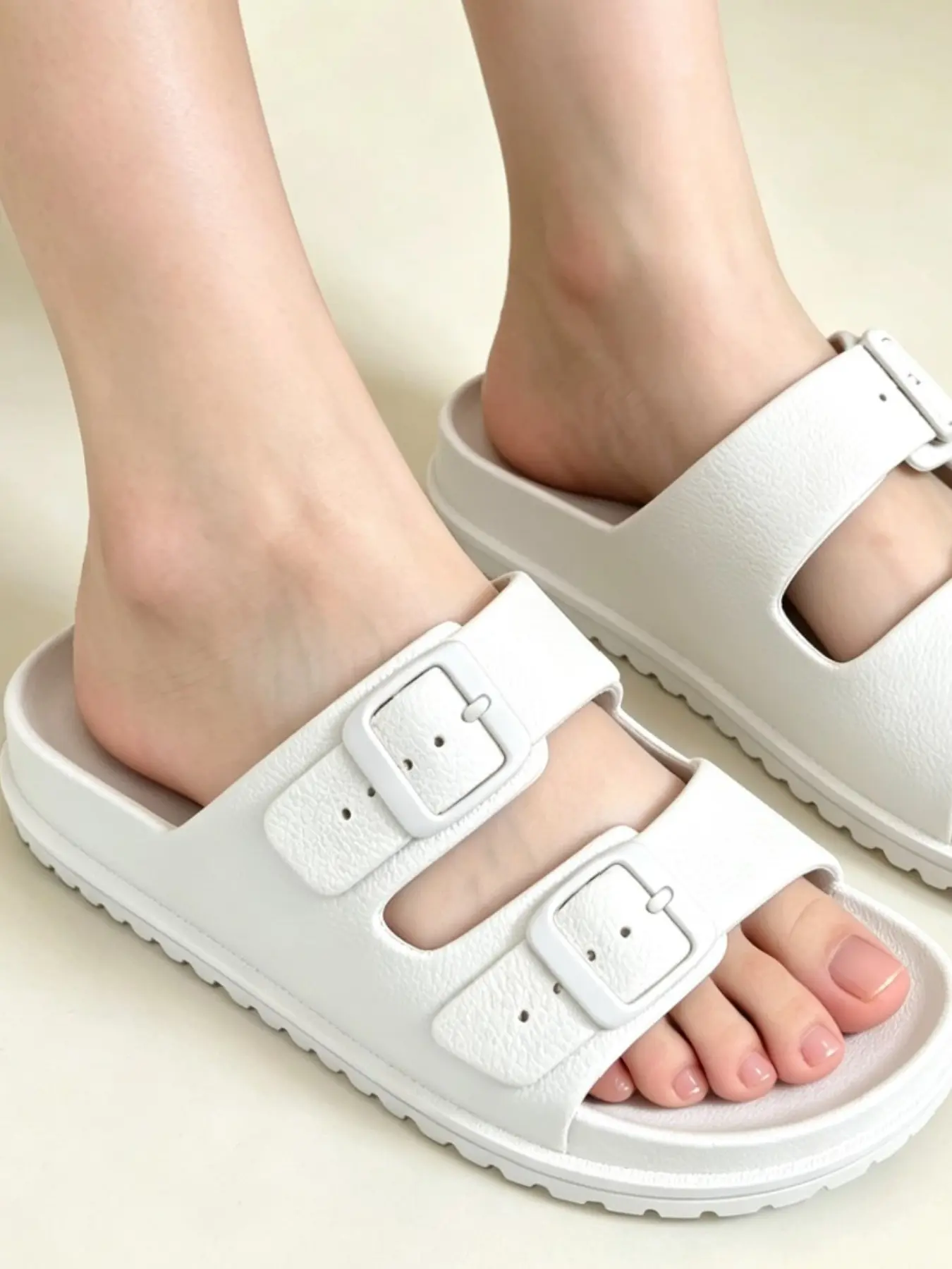 Adjustable Eva Slippers for Men and Women, Lightweight Comfortable Sandals, All-Season Casual Footwear for Home, Outdoor, Beach, Daily Wear