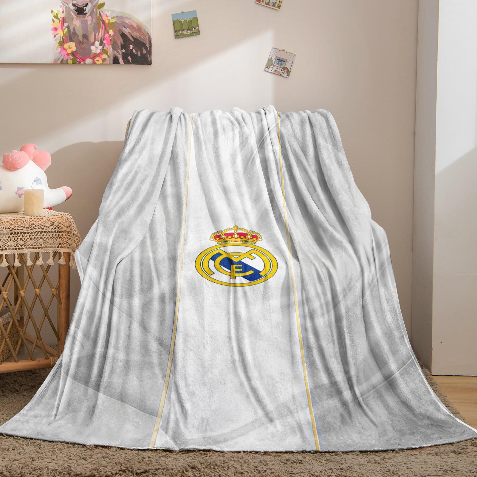 Real Madrid Themed Blanket, Suitable For Daily, Festival, And Birthday Gifts For Children And Adults. 1 Piece Of Soft, Warm, Lightweight Single-Sided Printed Plush Blanket, Suitable For Bed, Sofa, Car, And Room Decoration