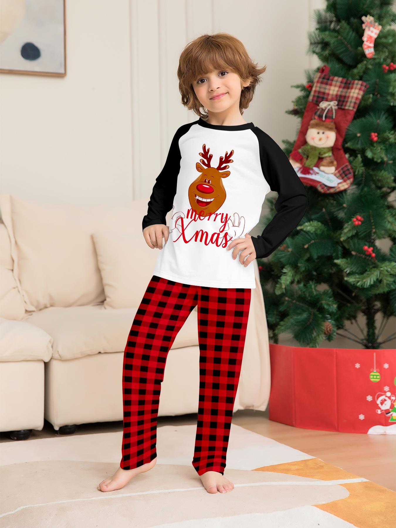 Two-Piece Christmas Pajama Set for Kids, Cute Cartoon Reindeer Print, Fitted Long Sleeve Sleepwear, All Seasons Comfortable Fit