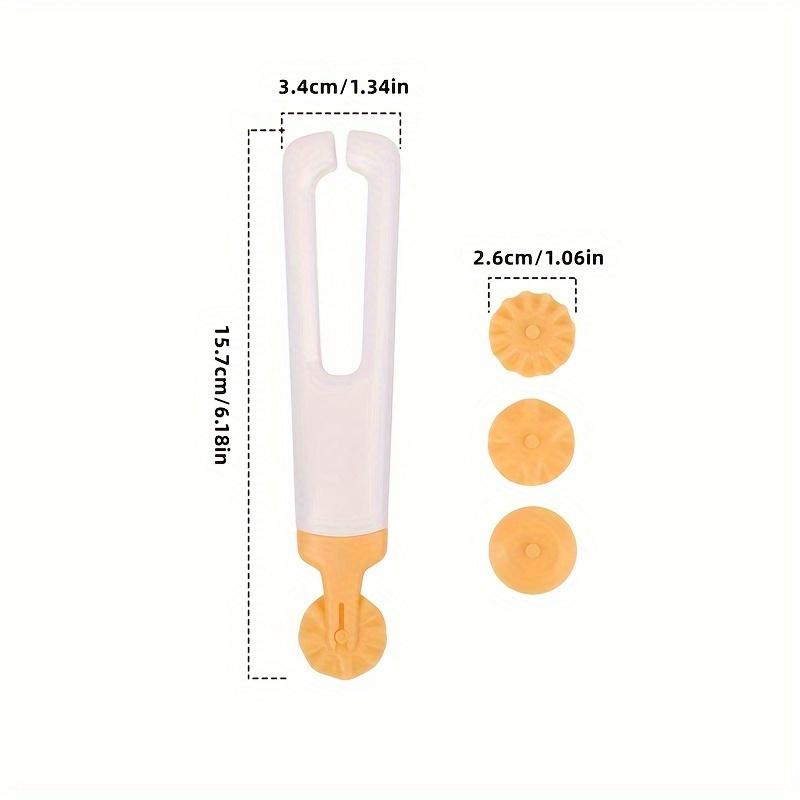 Four in one dough cutter, portable dough roller cutter, household baking cake lace cutter, cake skin cutting artifact, Mantou, sugar flipping, biscuit skin roller mould