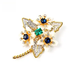 Middle Aged Handmade Flower Inlaid with Intricate Multi-layered  Elegant Temperament Brooch