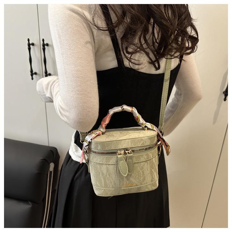 Womens Square Crossbody Shoulder Bag Korean Style Adjustable Plain Purse Cute Lightweight Athletic Small Everyday Casual Messenger Shopping Travel
