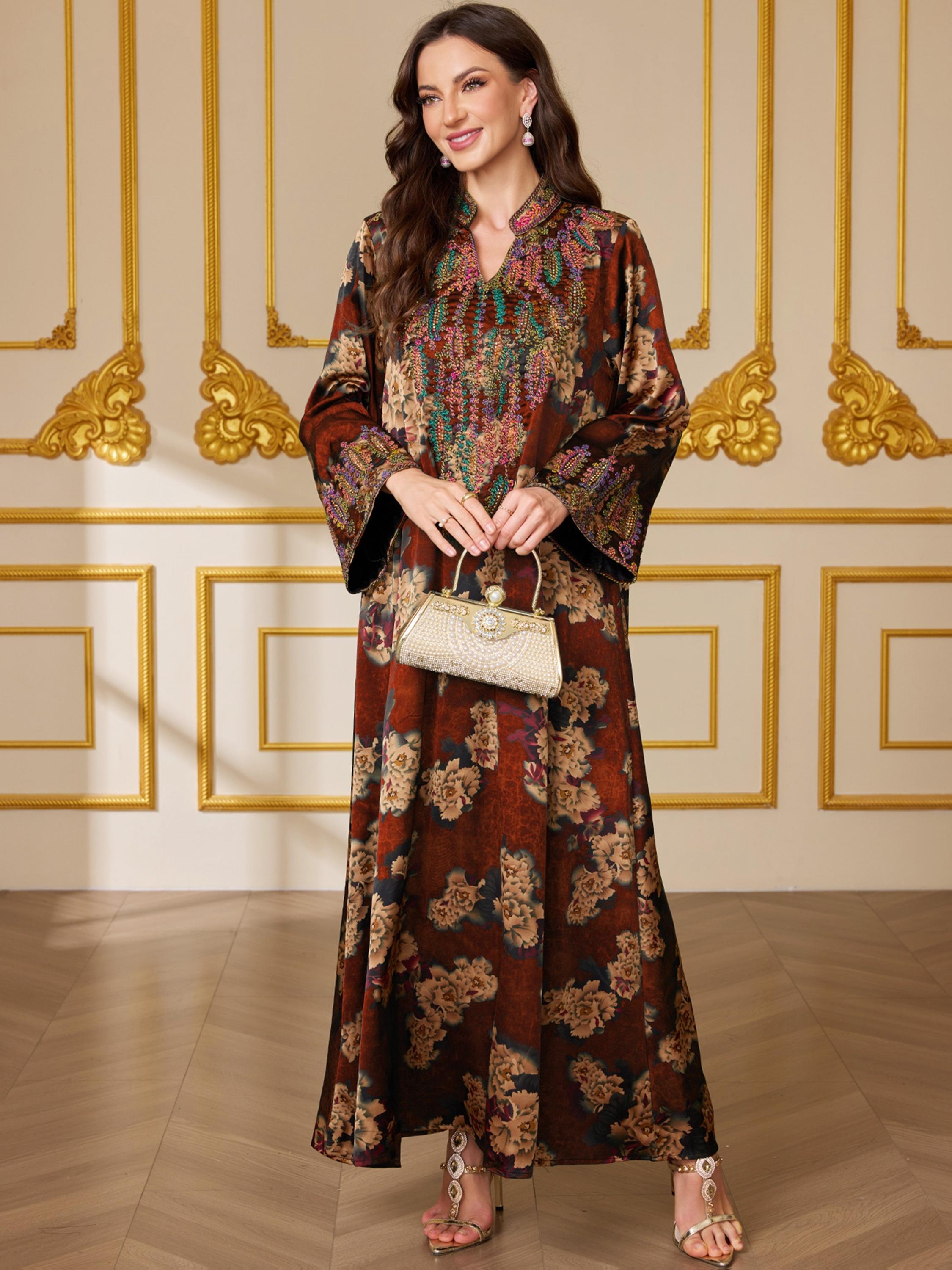 Middle Eastern Muslim Fashion Abaya, V-Neck Embroidered Ethnic Long Sleeve Islamic Embroidery Abaya Dress, Modest Style, All Seasons Fitted Glossy Fabric, 103375 Model