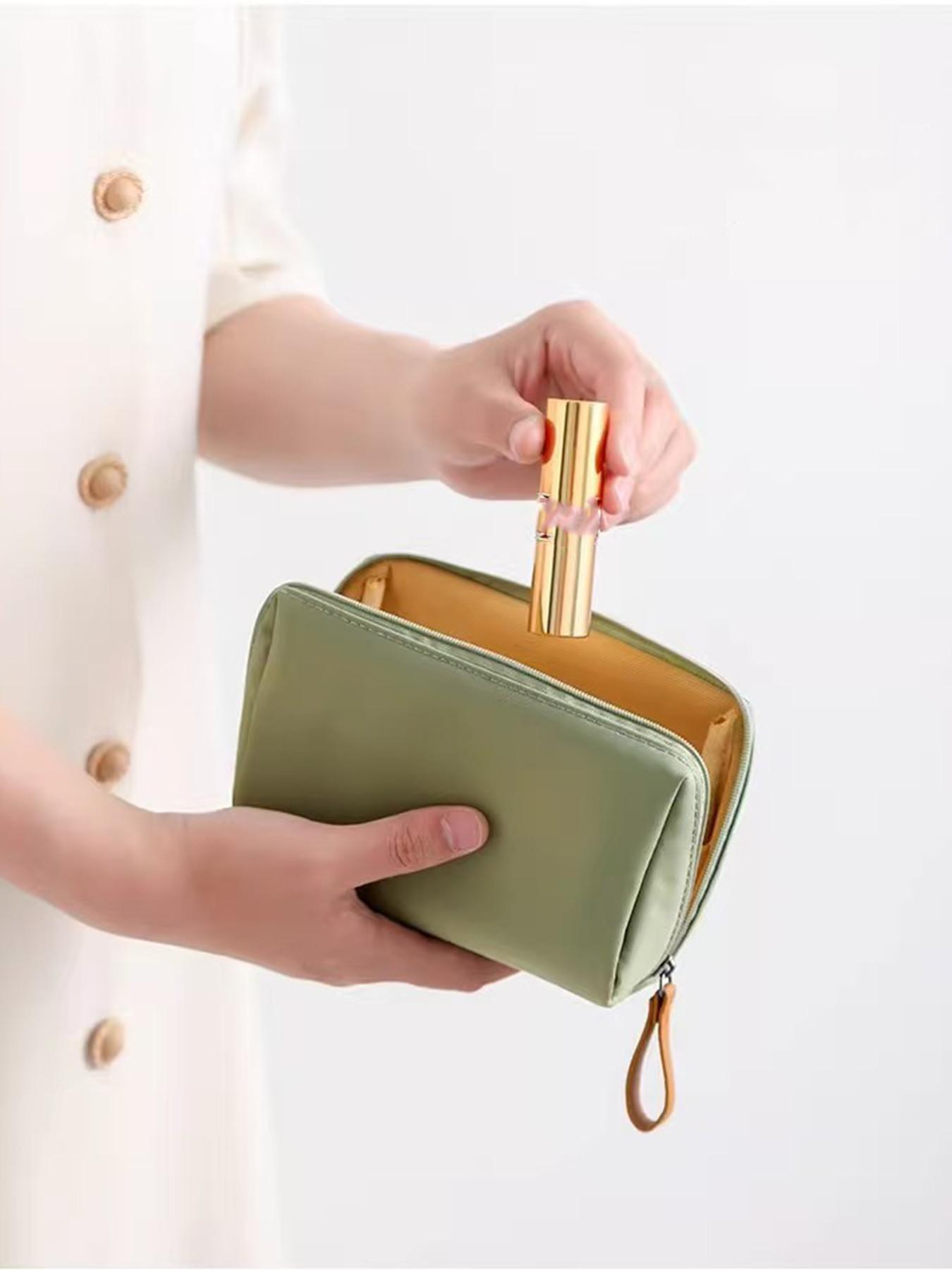 Women's Travel Makeup Bag, Compact Lipstick Organizer, Zippered Tote, Lightweight Portable, Multi-Compartment, Ideal for Daily Use & Outdoors