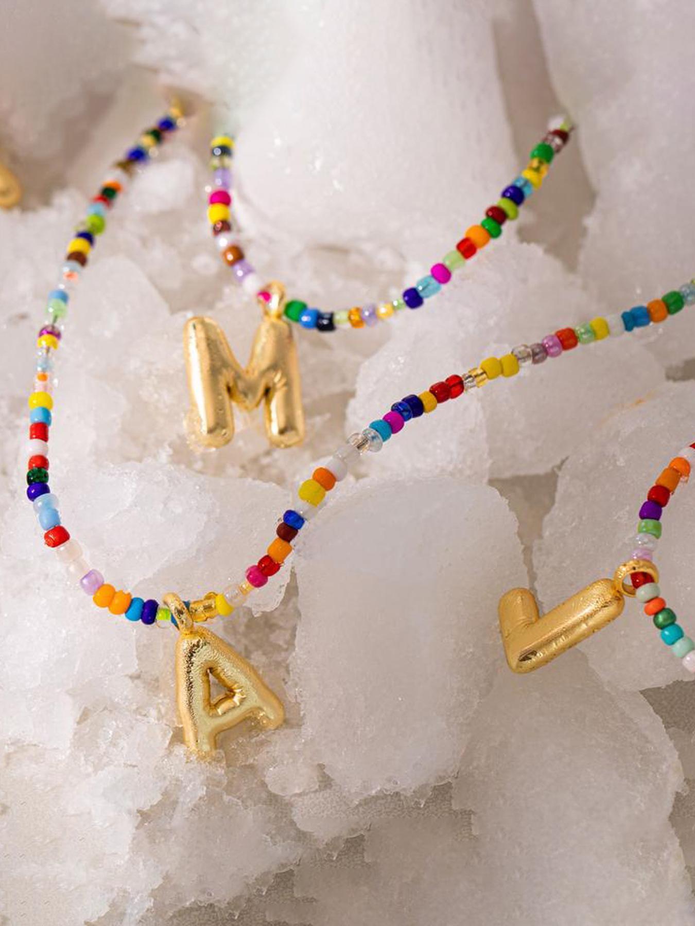 Women's colorful letter necklace, bubble-shaped initial necklace, handmade beaded necklace, exquisite and cute beach Bohemian style necklace, Mother's Day gift, back-to-school season necklace gift, Teacher's Day necklace gift