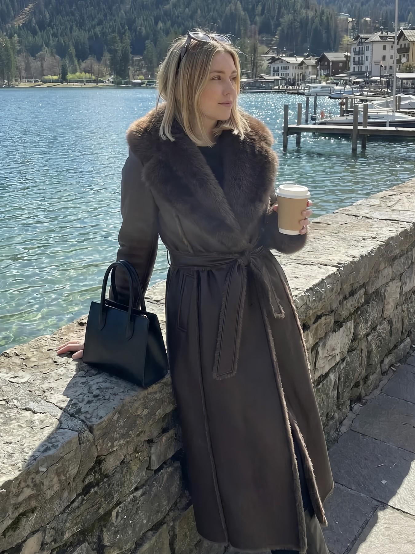 Women's Winter Fashion Fake Fur Coat, Long Sleeve Loose Fit Medium-Length Jacket, Vintage Style Artificial Leather Outerwear
