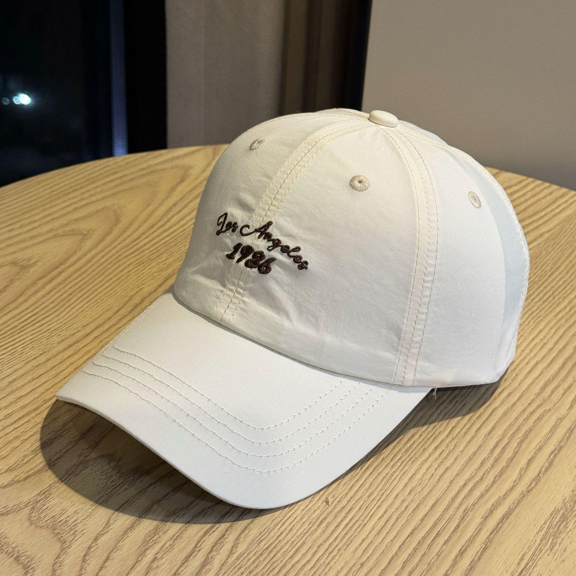 Unisex Vintage 1986 Los Angeles Cotton Baseball Cap - Embroidered California Slogan, Adjustable Snapback Trucker Hat, Retro Streetwear, Clean Fit, Casual Sun Hat, Black White, Everyday Wear