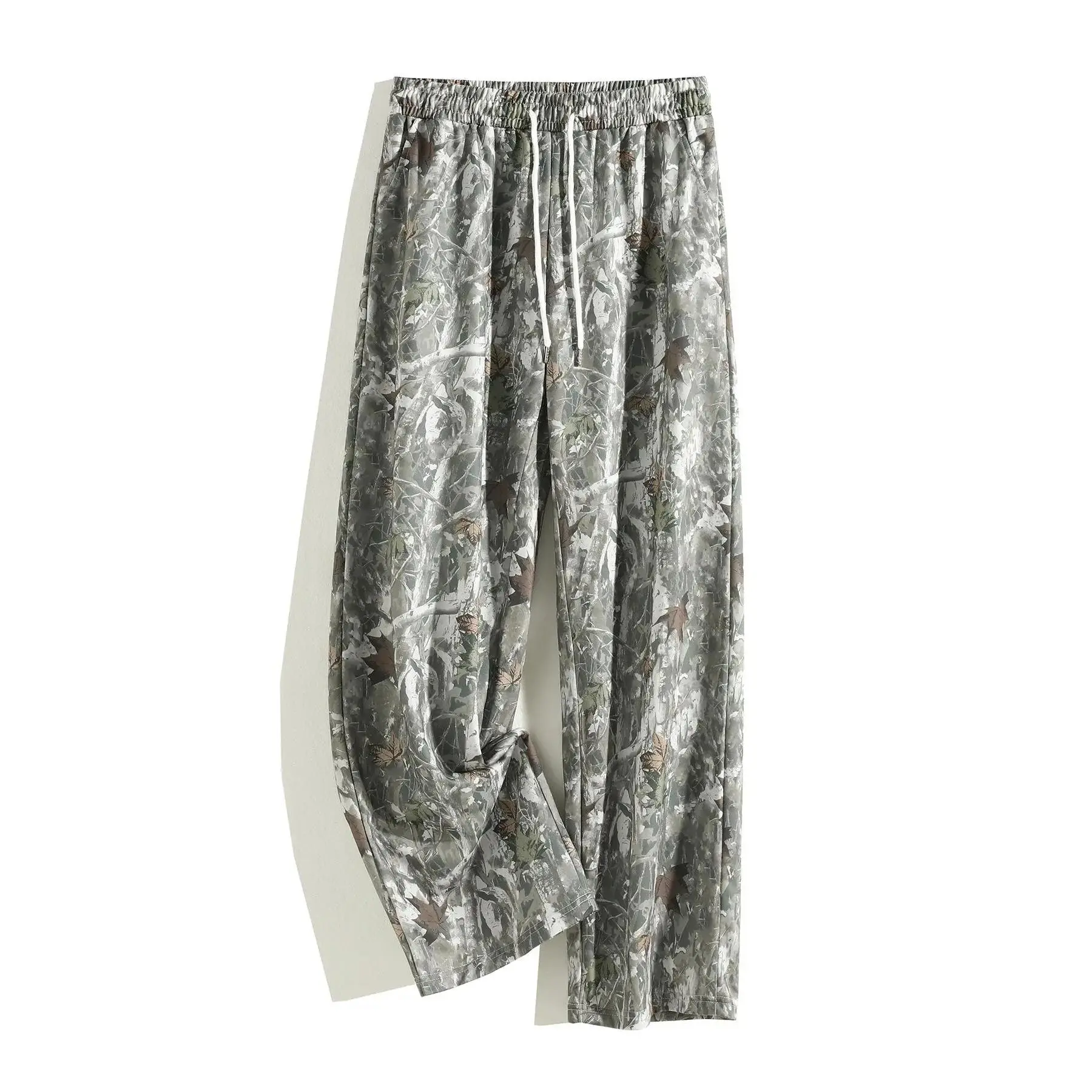 Women's Camouflage Print Adjustable Tie Waist Drawstring Uncuffed Loose Knit Sweatpants, Casual Comfy Jogger Pants for Daily Wear, Ladies Bottoms for All Seasons