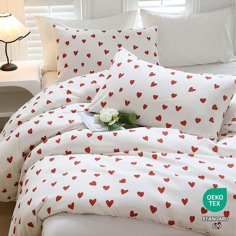 3-Piece Heart Print Duvet Cover Set, soft and comfortable bedding decor, an ideal gift for bedrooms and guest rooms.