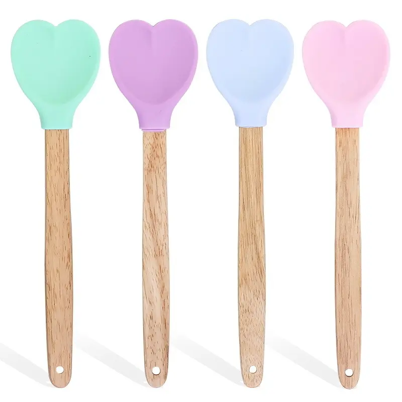 4 Pcs Heart Shaped Macaron Silicone Spatulas, long-handled mixing spoons and heat-resistant wooden handle spatulas, practical kitchen and baking tools for cream mixing. Bake with love and enjoy life.