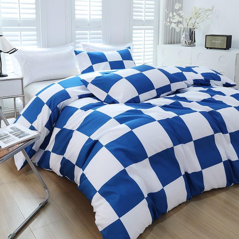3-Piece Blue Checkerboard Geometric Digital Print Duvet Cover Set, Multiple Sizes Available, Includes 1 Duvet Cover and 2 Pillowcases (Without Insert), Modern Design, Soft & Breathable Fabric, Perfect Gift.