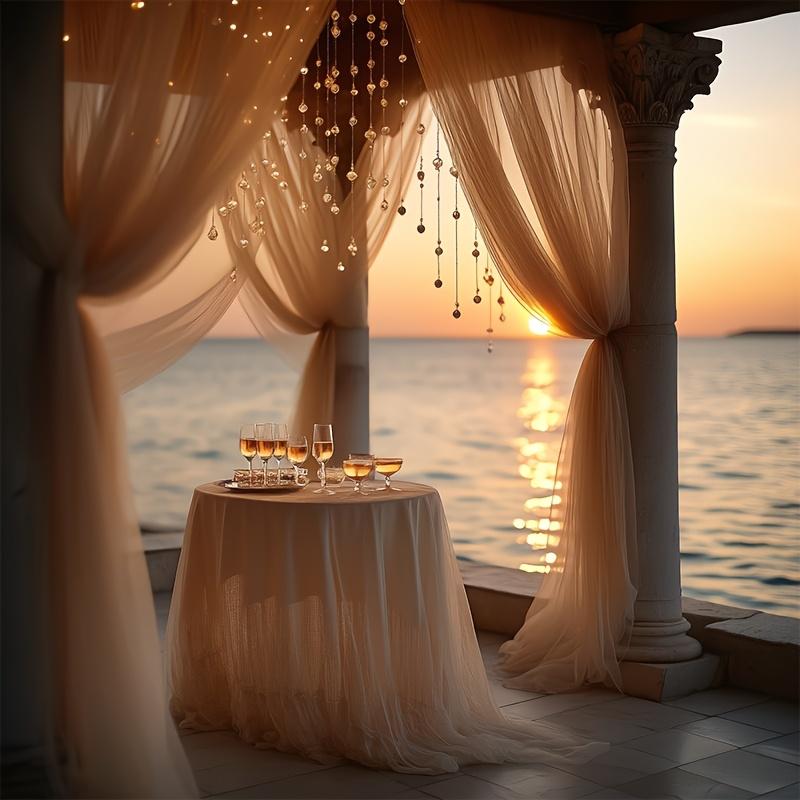 This romantic tulle fabric piece is perfect for large weddings, exuding an ethereal beauty while being versatile and practical. It can be used as a key element in wedding decorations such as arches, ceremony backdrops, banquet decorations, and tent décor.