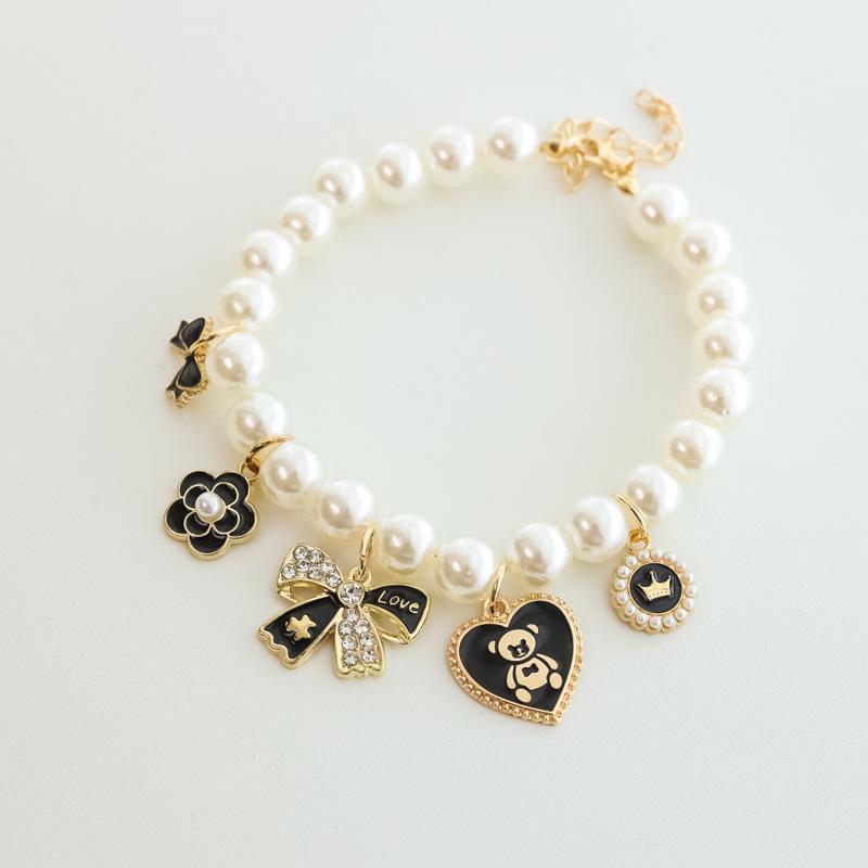 Pet Pearl Necklace Collar |   Vintage Luxury Bow & Camellia Pet Jewelry Pet Collar |   Pearl Necklace Collar for Cats & Dogs |   Vintage Luxury Bow |   Heart Charm |   Noiseless Design |   Camellia Decor  Wedding Birthday Party Photo Props |   Fashion Pet