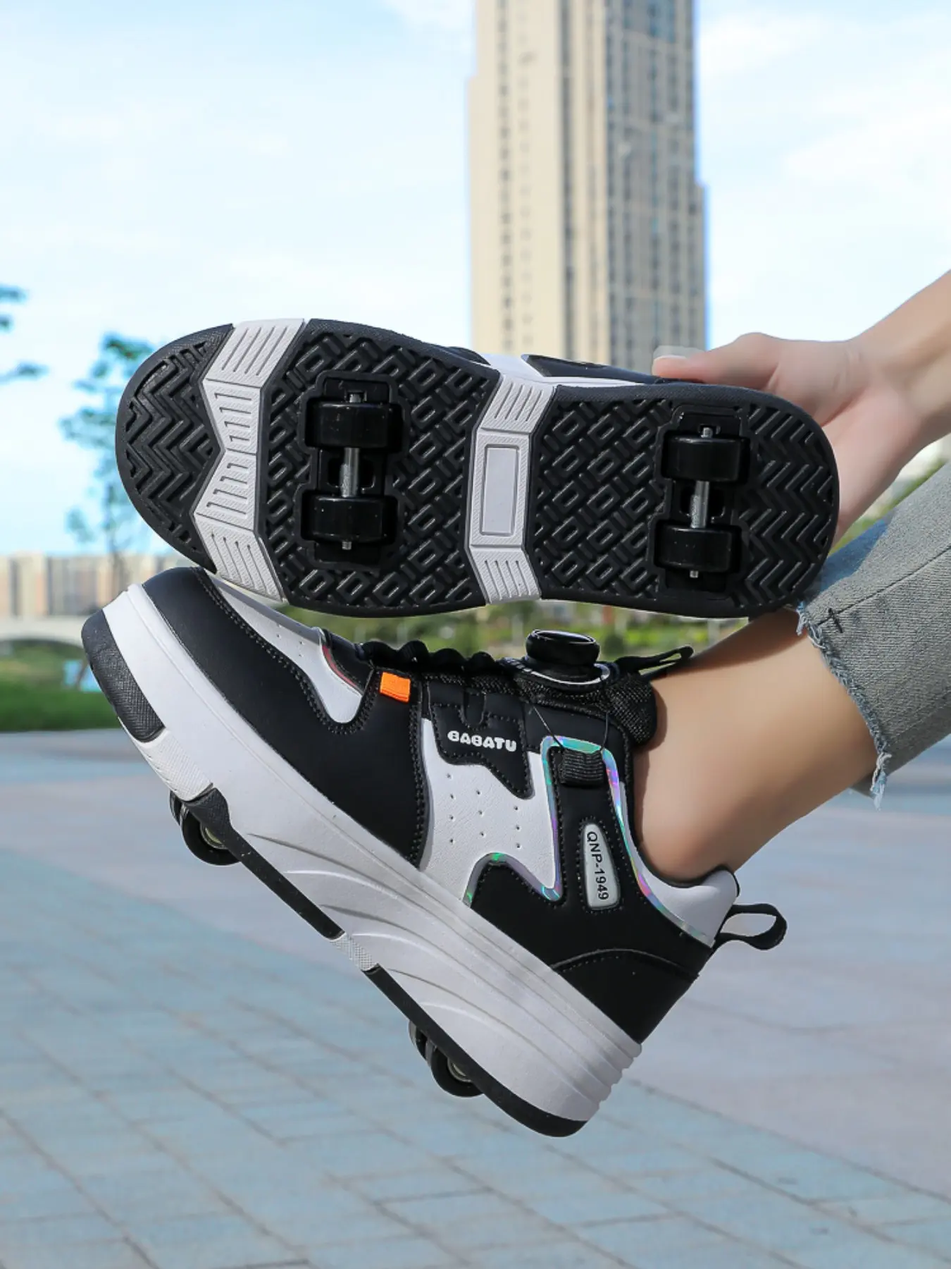Women's Roller Skates, Street Style, Casual PU Leather, Stripes, All Seasons, Adjustable Wheels, Outdoor Skateboarding Shoes
